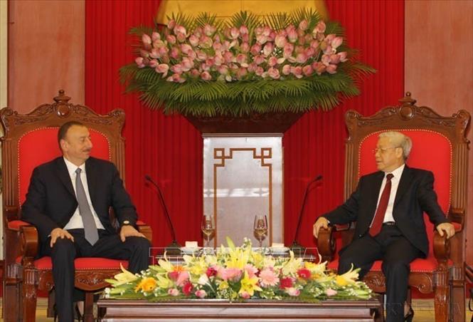 Tổng Bí thư Nguyễn Phú Trọng tiếp Tổng thống Cộng hòa Azerbaijan Ilham Aliyev thăm cấp Nhà nước tới Việt Nam (Hà Nội, 19/5/2014). Ảnh: Trí Dũng – TTXVN
