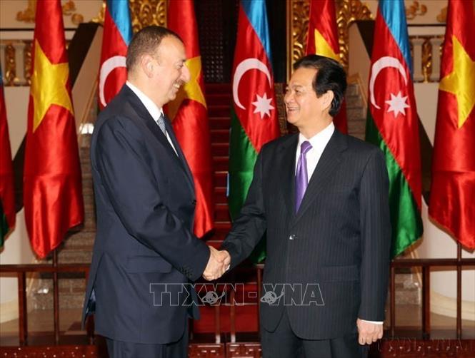 Thủ tướng Nguyễn Tấn Dũng hội kiến Tổng thống Cộng hòa Azerbaijan Ilham Aliyev thăm cấp nhà nước tới Việt Nam (Hà Nội, 19/5/2014). Ảnh: Đức Tám – TTXVN