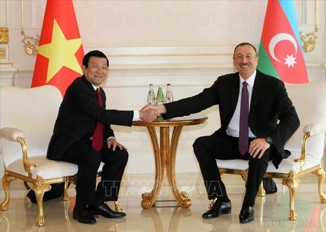 Tổng thống Cộng hòa Azerbaijan Ilham Aliyev hội kiến Chủ tịch nước Trương Tấn Sang thăm chính thức Cộng hòa Azerbaijan (Baku, 14/5/2015). Ảnh: Nguyễn Khang – TTXVN                                                                    