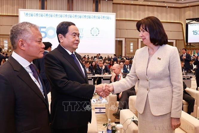 Bên lề Phiên thảo luận chung Đại hội đồng lần thứ 150 của Liên minh Nghị viện thế giới (IPU-150), tổ chức tại Thủ đô Tashkent (Uzbekistan), sáng 7/4/2025, Chủ tịch Quốc hội Trần Thanh Mẫn gặp Chủ tịch Quốc hội Azerbaijan Shahiba Gafarova. Ảnh: Doãn Tấn-TTXVN
