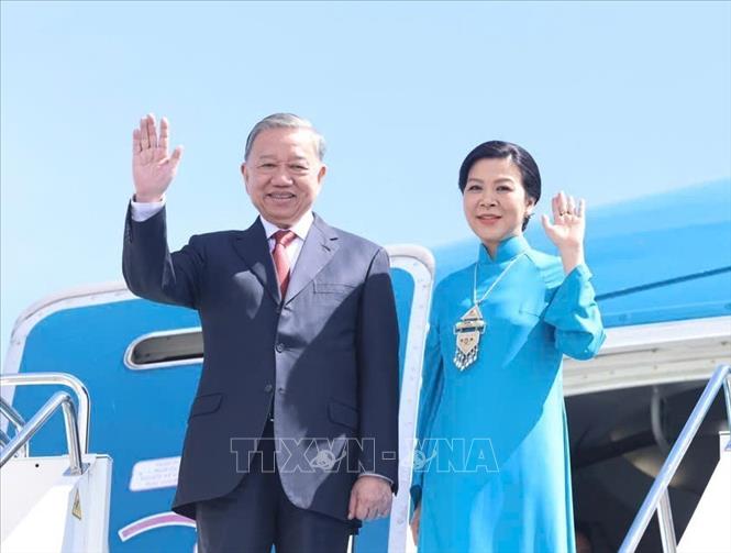 Tổng Bí thư Tô Lâm và Phu nhân rời Astana, lên đường thăm cấp Nhà nước tới Cộng hòa Azerbaijan. Ảnh: Thống Nhất - TTXVN