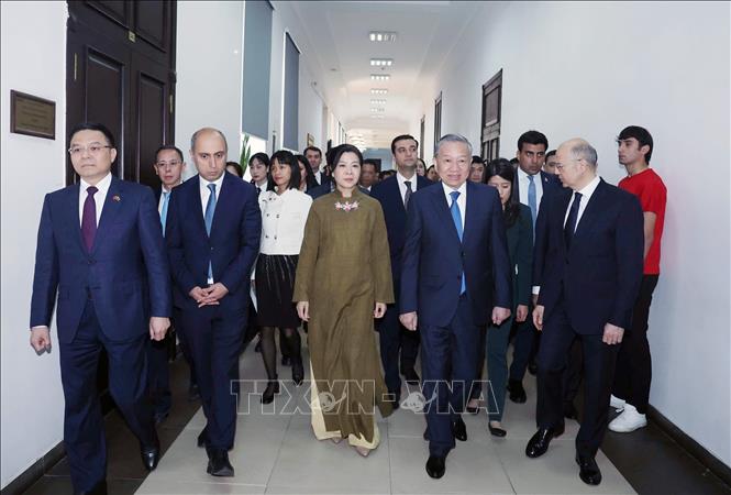 Tổng Bí thư Tô Lâm và Phu nhân đến dự Lễ khánh thành Phòng lưu niệm 