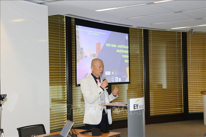 Ông Nguyễn Phú Hòa, Trưởng cơ quan Thương vụ Việt Nam tại Australia, phát biểu tại diễn đàn. Ảnh: Văn Linh - PV TTXVN tại Australia