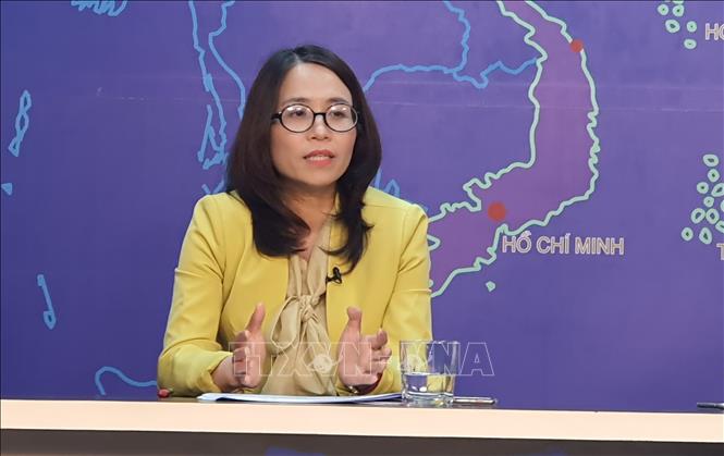 Bà Bùi Thu Thủy, Phó Cục trưởng Cục Phát triển doanh nghiệp tư nhân và kinh tế tập thể, Bộ Tài chính chia sẻ tại Tọa đàm. Ảnh: Chu Thanh Vân - TTXVN 