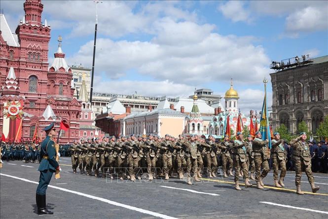 Đoàn quân đội Kazakhstan tham gia lễ duyệt binh trên Quảng trường Đỏ. Ảnh: Thống Nhất - TTXVN