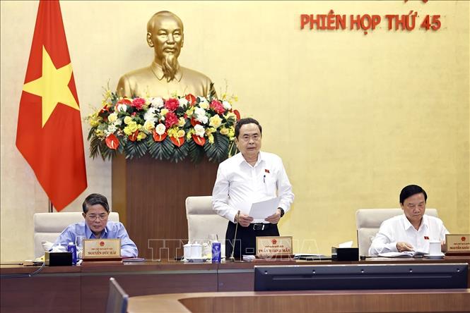 Chủ tịch Quốc hội Trần Thanh Mẫn phát biểu khai mạc Phiên họp thứ 45 của Ủy ban Thường vụ Quốc hội. Ảnh: Doãn Tấn - TTXVN