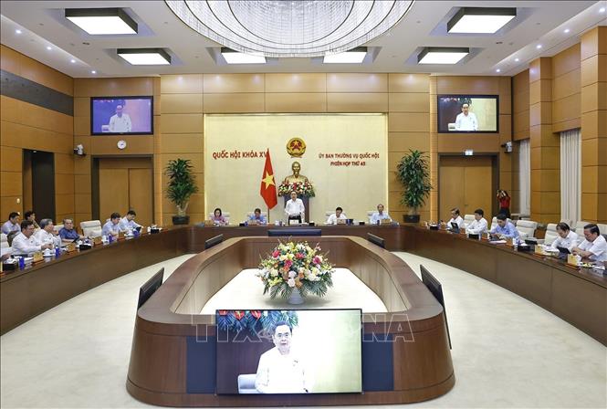 Chủ tịch Quốc hội Trần Thanh Mẫn phát biểu khai mạc Phiên họp thứ 45 của Ủy ban Thường vụ Quốc hội. Ảnh: Doãn Tấn - TTXVN