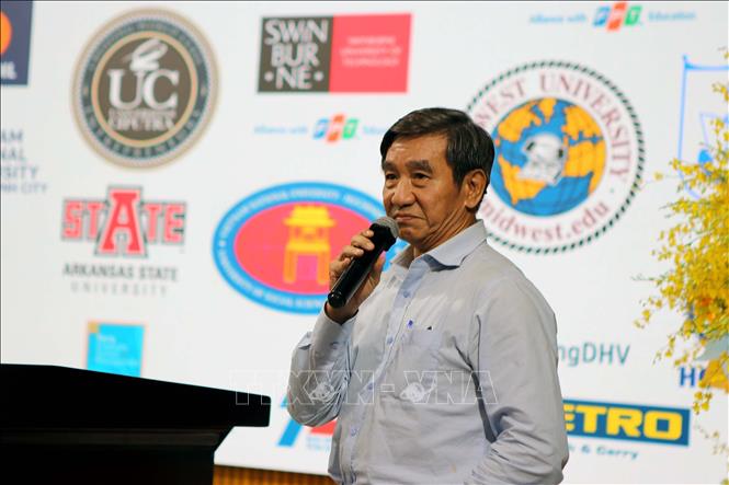 Tiến sĩ Nguyễn Chinh Quang, Đại học James Cook (Australia) phát biểu tại hội thảo. Ảnh: Thanh Vũ-TTXVN