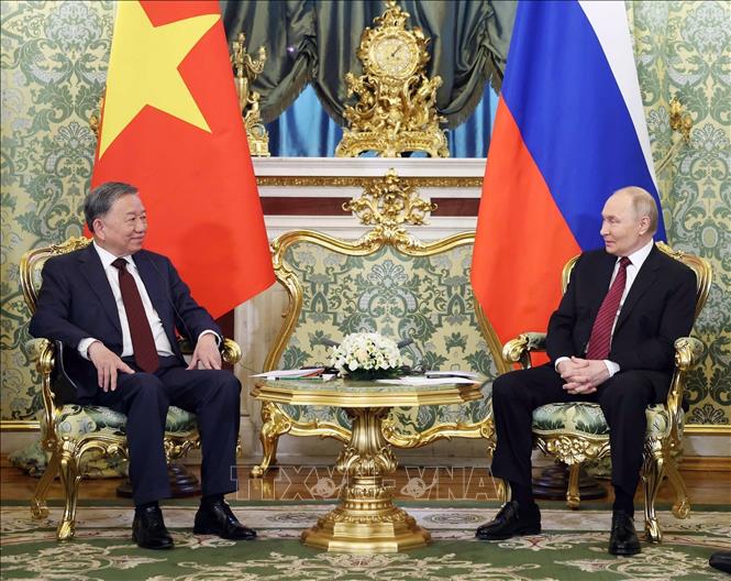 Party General Secretary To Lam has talks with Russian President Vladimir Putin. VNA Photo: Thống Nhất 