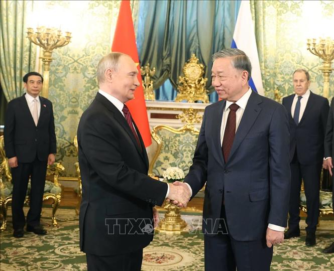Party General Secretary To Lam has talks with Russian President Vladimir Putin. VNA Photo: Thống Nhất 