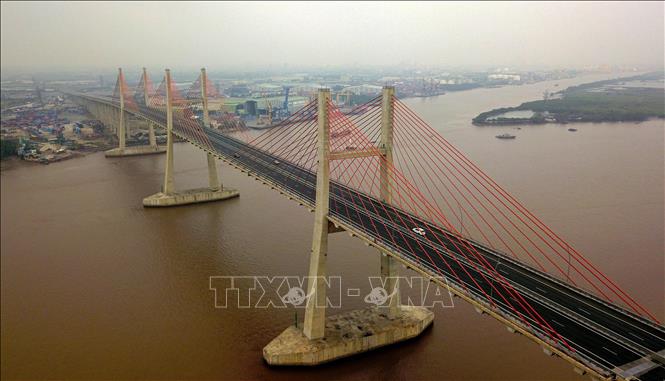 Cầu Bạch Đằng trên tuyến cao tốc Hải Phòng - Quảng Ninh. Ảnh: Tuấn Anh – TTXVN