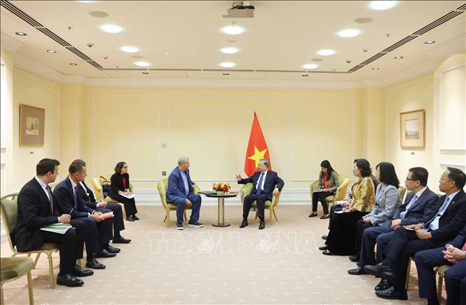 Party General Secretary To Lam at a reception for Vladimir Yevtushenkov, founder of AFK Sistema, a large Russian conglomerate company. VNA Photo: Thống Nhất
