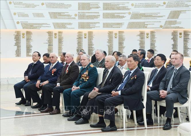 Các đại biểu dự buổi gặp mặt với Tổng Bí thư Tô Lâm. Ảnh: Thống Nhất – TTXVN
