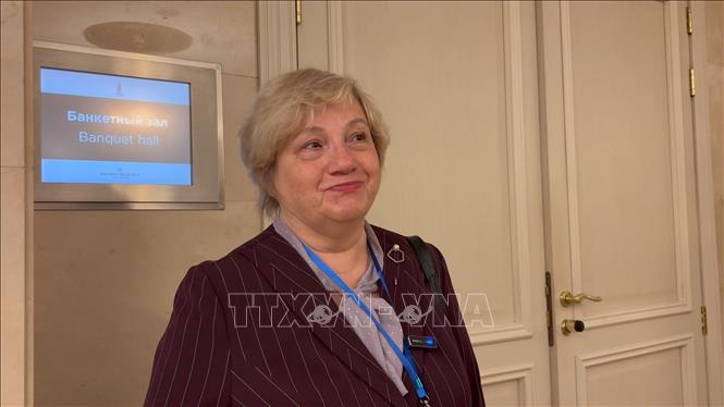 Nhà báo hãng thông tấn Rossiya Segodnya Elena Nikulina. Ảnh: Tâm Hằng - PV TTXVN tại LB Nga