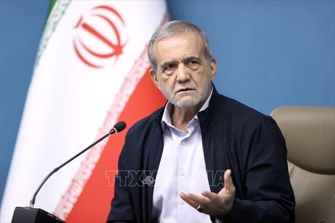 Tổng thống Iran Masoud Pezeshkian. Ảnh: IRNA/TTXVN