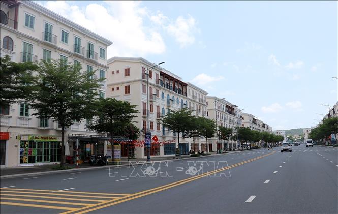 A corner of a modern urban area in the south of Phu Quoc city. VNA Photo: Lê Huy Hải