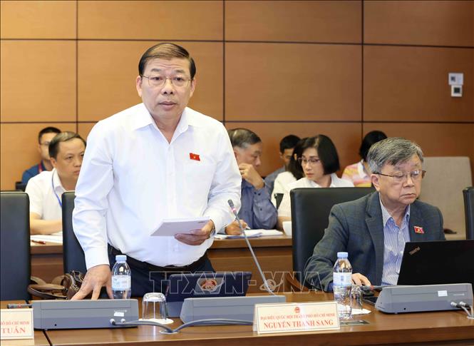 Đại biểu Quốc hội Thành phố Hồ Chí Minh Nguyễn Thanh Sang thảo luận ở tổ. Ảnh: Phương Hoa - TTXVN