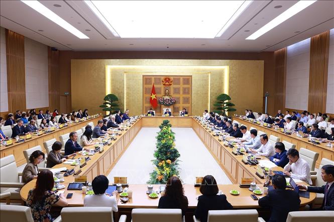 Thủ tướng Phạm Minh Chính gặp mặt các doanh nghiệp Hoa Kỳ đang đầu tư, kinh doanh tại Việt Nam. Ảnh: Dương Giang-TTXVN
