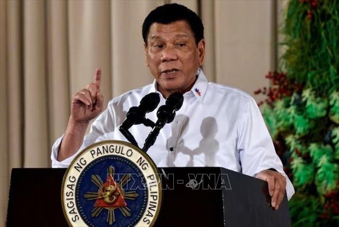 (Tư liệu) Ông Rodrigo Duterte, lúc đang là Tổng thống Philippines, phát biểu tại một sự kiện ở Manila ngày 19/12/2016. Ảnh: REUTERS/TTXVN