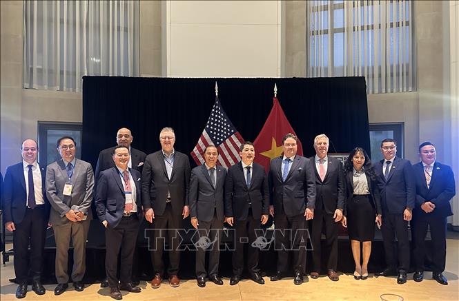 Các đại biểu tham dự sự kiện “Kết nối với Việt Nam”. Ảnh: Ngọc Quang, PV TTXVN tại Hoa Kỳ