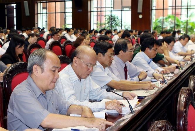 Ngày 18/6/2013, tại kỳ họp thứ 5, Quốc hội khóa XIII đã thông qua Luật Khoa học và Công nghệ (sửa đổi), chính thức chọn ngày 18/5 hằng năm là Ngày Khoa học và Công nghệ Việt Nam. Trong ảnh: Các đại biểu ấn nút thông qua Luật Khoa học công nghệ (sửa đổi). Ảnh: Nguyễn Dân – TTXVN