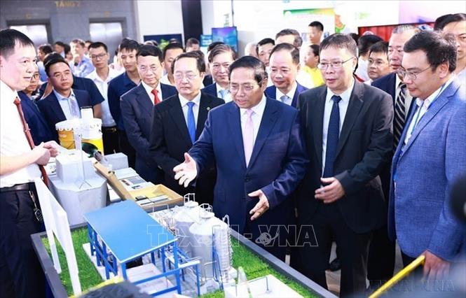  Sáng 15/5/2024, tại Hà Nội, Thủ tướng Phạm Minh Chính dự Ngày Khoa học và Công nghệ Việt Nam 18/5, kỷ niệm 65 năm Ngày thành lập Bộ Khoa học và Công nghệ và Lễ trao Giải thưởng Tạ Quang Bửu năm 2024. Ảnh: Dương Giang-TTXVN