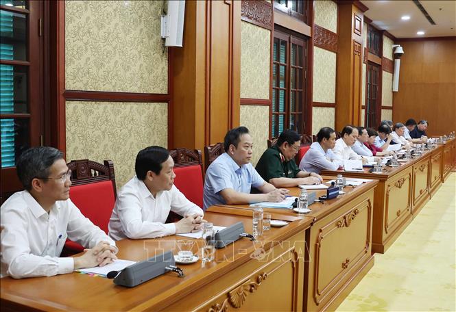 Các đại biểu dự cuộc họp Ban Bí thư về việc góp ý Dự thảo sửa đổi Hiến pháp 2013. Ảnh: Thống Nhất-TTXVN