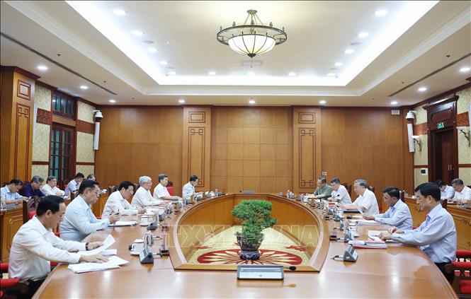Tổng Bí thư Tô Lâm chủ trì cuộc họp Ban Bí thư về việc triển khai tình hình lấy ý kiến nhân dân, các ngành, cấp về nội dung sửa đổi, bổ sung một số điều của Hiến pháp năm 2013. Ảnh: Thống Nhất-TTXVN