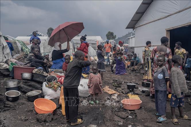 Người dân tại trại tị nạn ở Goma, tỉnh Bắc Kivu, CHDC Congo. Ảnh: THX/TTXVN