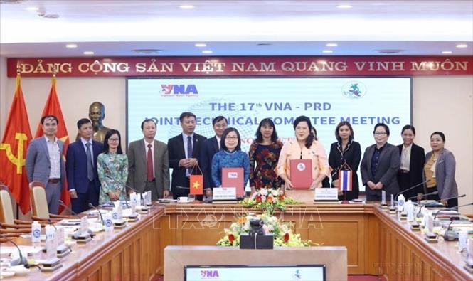 Ủy ban Kỹ thuật hỗn hợp giữa Thông tấn xã Việt Nam và Cục quan hệ công chúng Thái Lan (PRD) họp lần thứ 17 dưới sự đồng chủ trì của Phó Tổng giám đốc TTXVN Đoàn Thị Tuyết Nhung và Tổng giám đốc PRD Sudruetai Lertkasem (Hà Nội, 20/8/2024). Ảnh: Phương Hoa - TTXVN