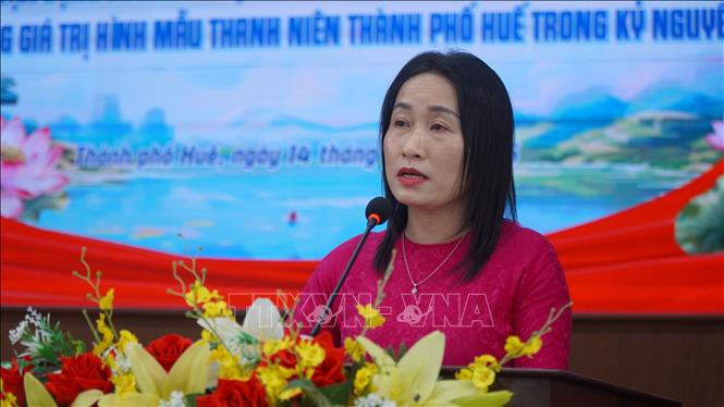 Hiệu trưởng Trường Chính trị Nguyễn Chí Thanh Nguyễn Thị Châu phát biểu khai mạc Hội thảo. Ảnh: Mai Trang - TTXVN                          