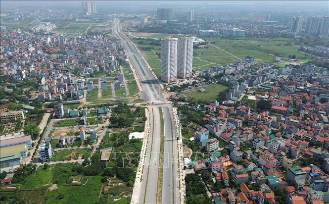 Toàn cảnh tuyến đường vành đai 3,5 đoạn qua huyện Hoài Đức đang thành hình hài. Ảnh: Quốc Khánh - TTXVN