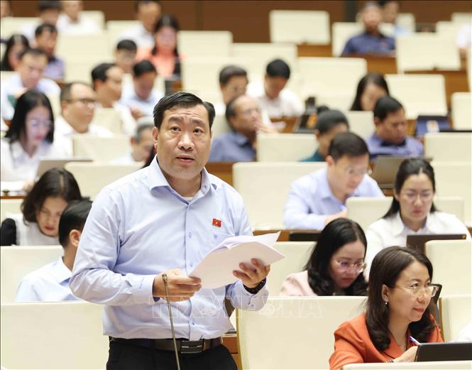 Đại biểu Quốc hội tỉnh Trà Vinh Thạch Phước Bình phát biểu. Ảnh: Phương Hoa - TTXVN