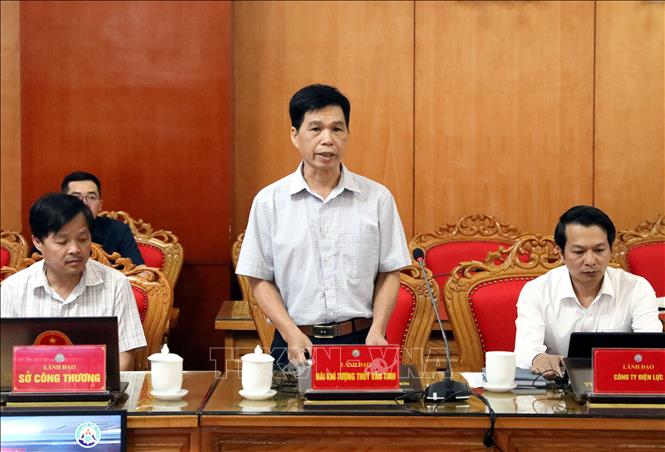 Lãnh đạo đài khí tượng thủy văn tỉnh Lạng Sơn nhận định, năm 2025 diễn biến thiên tai trên địa bàn tỉnh tiềm ẩn yếu tố phức tạp, khó lường. Ảnh: Văn Đạt - TTXVN