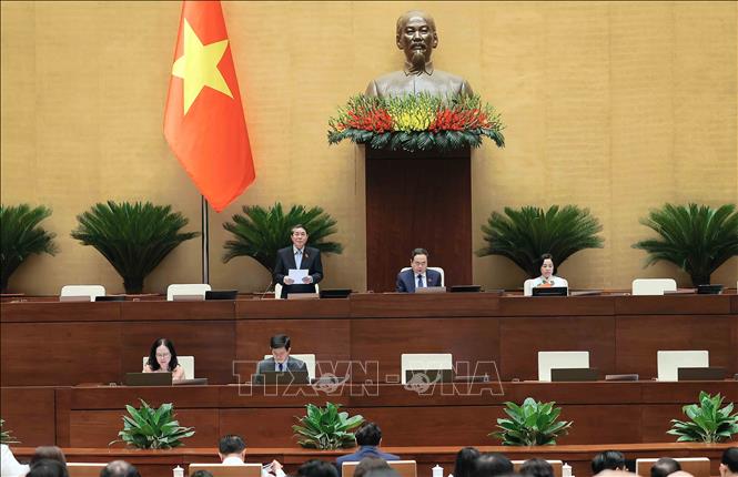 Phó Chủ tịch Quốc hội Nguyễn Đức Hải điều hành phiên họp. Ảnh: An Đăng - TTXVN