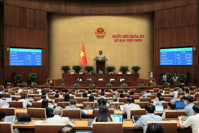 Quốc hội biểu quyết thông qua việc điều chỉnh Chương trình Kỳ họp thứ 9, Quốc hội Khóa XV. Ảnh: An Đăng - TTXVN