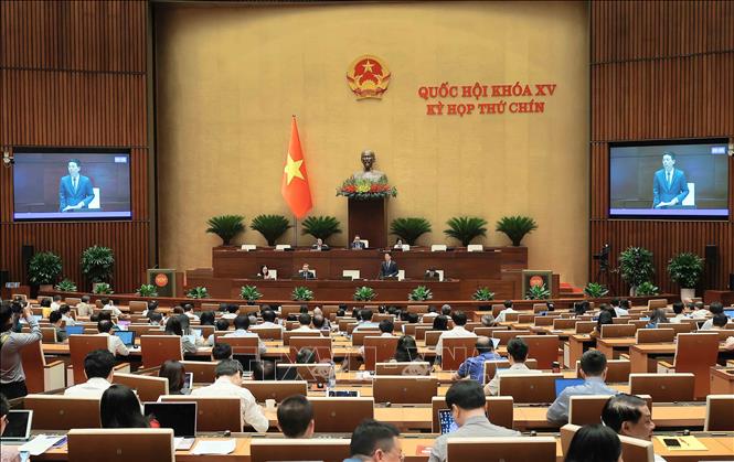 Bộ trưởng Bộ Khoa học và Công nghệ Nguyễn Mạnh Hùng giải trình, làm rõ một số vấn đề đại biểu Quốc hội nêu. Ảnh: An Đăng - TTXVN