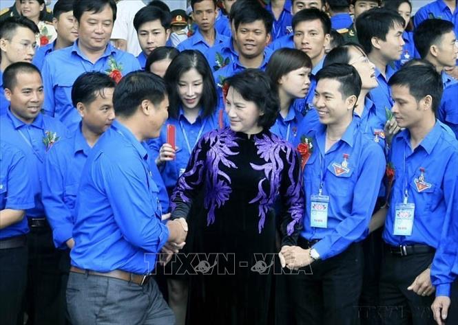 Chủ tịch Quốc hội Nguyễn Thị Kim Ngân gặp mặt đoàn đại biểu dự Đại hội Thanh niên tiên tiến làm theo lời Bác toàn quốc lần thứ IV, năm 2016. Ảnh: Phạm Kiên - TTXVN
