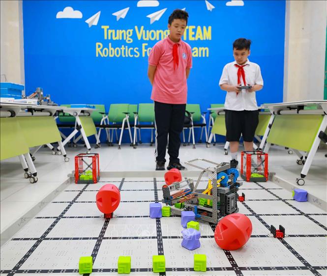 Trường Trưng Vương cũng là trường công lập đầu tiên đưa mô hình giáo dục STEM vào giảng dạy. Ảnh: Thanh Tùng - TTXVN