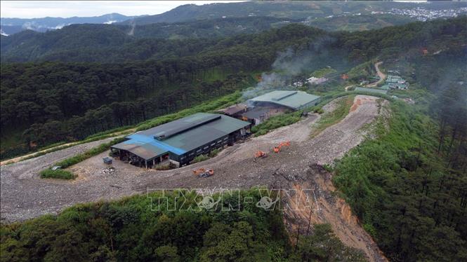 Nhà máy xử lý chất thải rắn vùng tỉnh tại xã Xuân Trường, thành phố Đà Lạt nhiều lần dừng hoạt động do thiếu kinh phí. Ảnh: Chu Quốc Hùng - TTXVN
