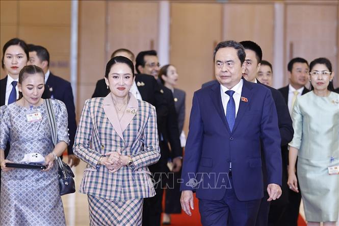 Chủ tịch Quốc hội Trần Thanh Mẫn và Thủ tướng Thái Lan Paetongtarn Shinawatra. Ảnh: Doãn Tấn - TTXVN