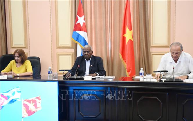 Chủ tịch Quốc hội chính quyền Nhân dân Cuba Esteban Lazo Hernández tại buổi tiếp Đoàn đại biểu cấp cao Đảng Cộng sản Việt Nam. Ảnh: Việt Hùng - PV TTXVN tại Cuba