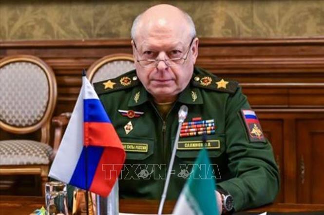 Tổng Tư lệnh Lực lượng Lục quân Nga Oleg Salyukov trong một cuộc họp với phái đoàn Iran. Ảnh: TASS/TTXVN