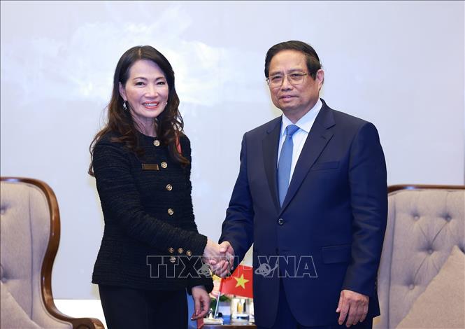 Thủ tướng Phạm Minh Chính tiếp bà Jareeporn Jarukornsakul, Chủ tịch Tập đoàn WHA (Thái Lan). Ảnh: Dương Giang-TTXVN 