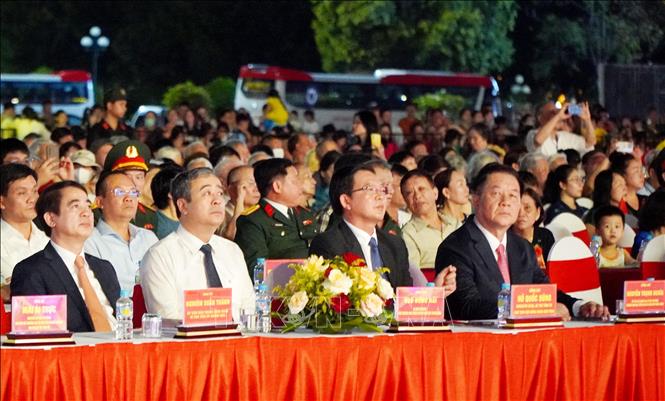 Lãnh đạo Đảng, Nhà nước dự lễ kỷ niệm. Ảnh: Lê Phước Ngọc - TTXVN
