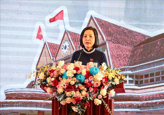 Bà Nguyễn Thị Thanh, Ủy viên Trung ương Đảng, Phó Chủ tịch Quốc hội phát biểu tại Diễn đàn. Ảnh: Khánh Hoà - TTXVN