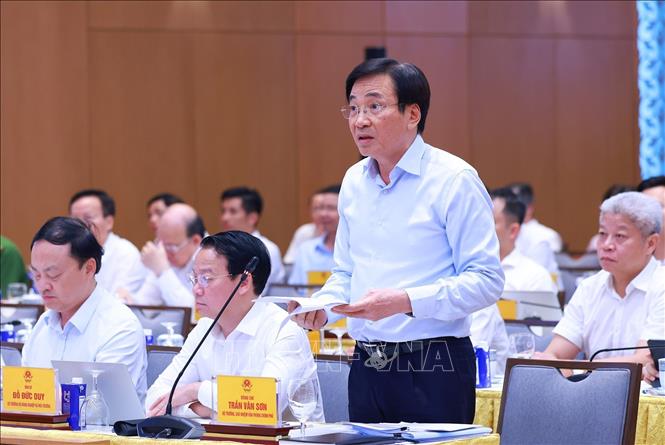 Bộ trưởng, Chủ nhiệm Văn phòng Chính phủ Trần Văn Sơn phát biểu. Ảnh: Dương Giang-TTXVN 