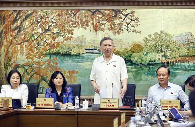 Tổng Bí thư Tô Lâm, Đại biểu Quốc hội thành phố Hà Nội phát biểu. Ảnh: Doãn Tấn - TTXVN