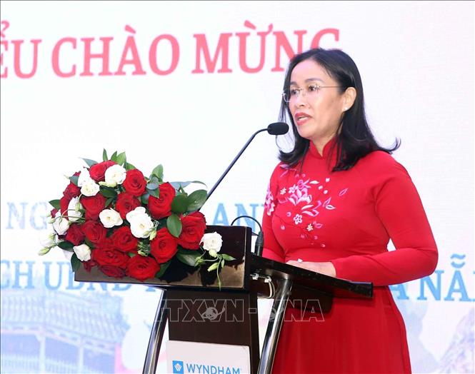 Phó Chủ tịch UBND thành phố Đà Nẵng Nguyễn Thị Anh Thi phát biểu tại hội thảo. Ảnh: Trần Lê Lâm - TTXVN 