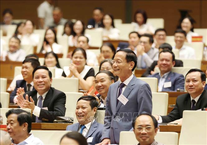 Chủ tịch Tập đoàn Geleximco Vũ Văn Tiền phát biểu tại điểm cầu chính Hội trường Diên Hồng, Nhà Quốc hội. Ảnh: Phương Hoa - TTXVN